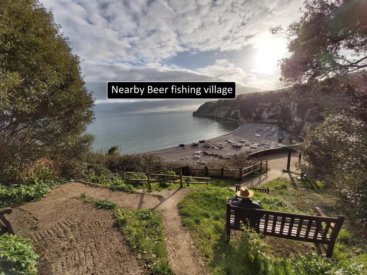 Minutes From Lyme Regis Self-Catering Suite With Stunning Countryside Views & Double Bath Axminster Exterior foto